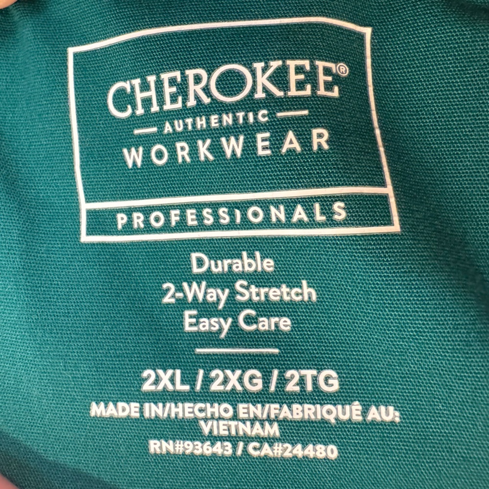 Cherokee Workwear Women’s Scrub Top | 2XL | Green V-Neck Medical Uniform - Picture 5 of 5